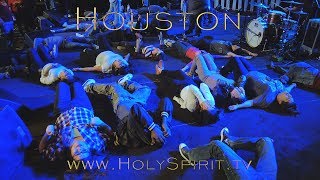 Fire of the Holy Spirit falling upon youth in Houston, Texas!!