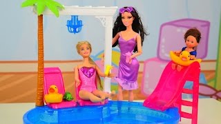 Барби в Бассейне. Barbie и домашние животные