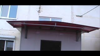 Козырек из профильной трубы и поликарбоната