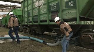 выгрузка цемента из хопперов . с исполь приемного устройства . МЕТАЛТЕК . intek@metaltek.ru