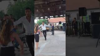 Aranyszemek miert kel hogy az ember szive....