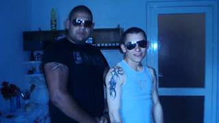T-boy km P-zé-Élet