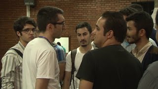 مصاحبهٔ شبکه الکوثر با جادی در جشنواره روز آزادی نرم‌افزار تهران (زبان فارسی)