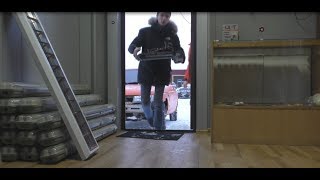 Облегчили двенарь раза в два. Химчистка Инфинити.
