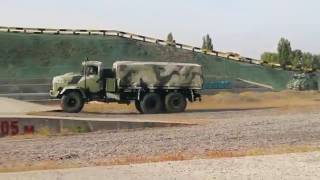 Автомобильное шоу на полигоне КрАЗ  День машиностроителя 2016