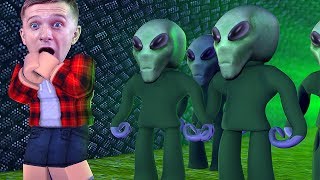 Где Я ОКАЗАЛСЯ? Тут ОДНИ ПРИШЕЛЬЦЫ Беги ОТСЮДА Беги! Побег FFGTV в Roblox от злых Героев