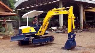 ขายรถแบ็คโฮ KOMATSU PC30 -5