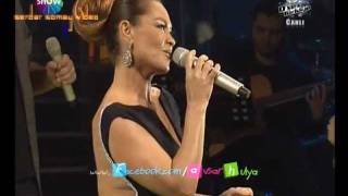 Hulya Avsar ft O Ses - Sevdim