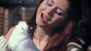 Настя Ясная - Прячем руки от холода (самый первый клип 2006 г)