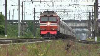 ТЭП70-0317 с детским поездом Адлер — Санкт-Петербург