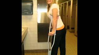 Girls on crutches - Девушки на костылях
