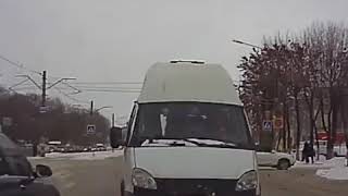 Отобрал ключи у водителя выехавшего на встречку и выкинул их