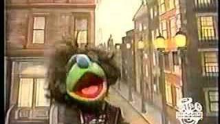 Classic Sesame Street - Life In The Country And The City