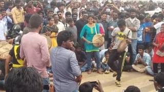Jallikattu protest chennai lady dance
