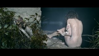 何か俺の彼女がバケモノに変身するんですけど！映画『モンスター　変身する美女』予告編