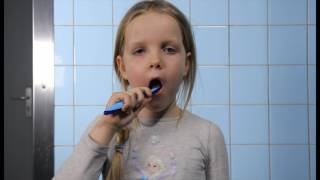 Caritas Hamburg: Zähneputzen leicht gemacht