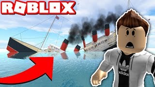 SURVIVING THE TITANIC IN ROBLOX!! (Sinking Ship)