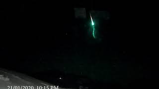 HUGE Meteor caught on video over the Middle East!!!