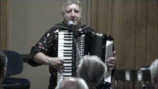 Tony Lovello shows his technique