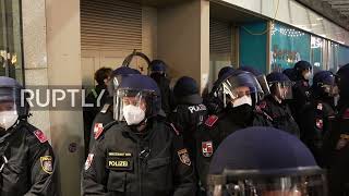 Austria: Police detains several as anti-lockdown rally remains tense in Vienna
