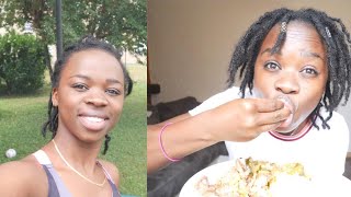 ? À TABLE! MON FILS DE 8 MOIS MANGE LA NOURRITURE AFRICAINE ?/ proudjoslyne