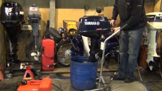 Запуск лодочного мотора ,,Yamaha 8  Enduro,,  (модель 677)
