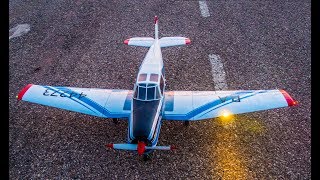Радиоуправляемая Авиамодель ЯК-18Т. RC Model aircraft Yak-18T
