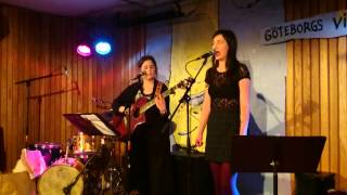 Helle Malmborg & Sara Lindgård - Omkoppling sker