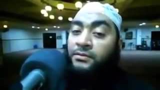 This man can change his voice while reciting the Quran. Ma shaa Allah