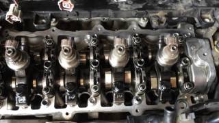 Опель Зафира Б  2009 года двигатель A17DTJ меняем клапанную крышку Opel Zafira B