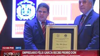 Empresario Félix García recibe premio Don José León Asensio por sus aportes al deporte