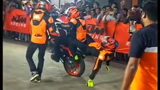 KTM DUKE & RC AMAZING STUNTS ???????????? #shorts