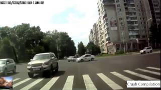 Scary Car crashes!! (WARNING very graphic)