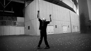 3ball Juggling 2011 style