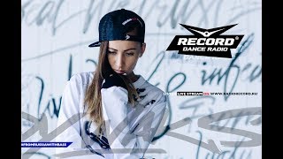Lady Waks In Da Mix #431 (23-05-2017)