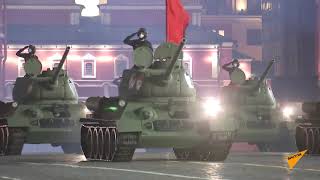 Россия: Ночная репетиция парада Победы прошла в центре Москвы