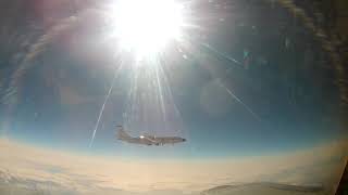 Сопровождение американского самолета разведчика над Тихим океаном