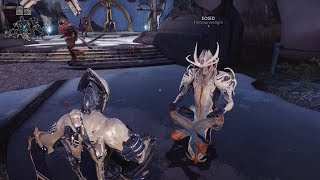 Играю в Warframe с подругой (берегите уши, попугай орёт с происходящего)
