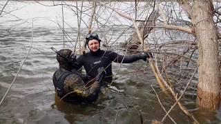 Обучение подводной охоте в коряжнике