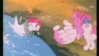 Mikro Mou Pony (My Little Pony in Greek 1)