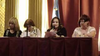 María Laura Coppié lee un poema de su autoría....