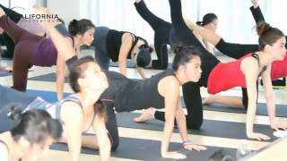 Hồ Ngọc Hà luyện tập Yoga tại California Fitness Yoga Center - www.TiepThiMang.com - www.amw.vn