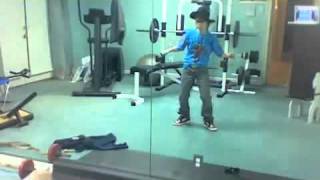 Justin Bieber Dancing To Freeze By T-Pain - BEFORE He Was Famous!