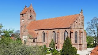 Slangerup Kirke ringer til gudstjeneste