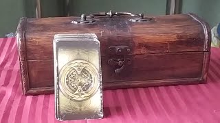 ЧТО ОЧЕНЬ ХОЧЕТ СКАЗАТЬ, НО (ПОКА) НЕ МОЖЕТ. СКАЖЕТ ЛИ? ТАРО