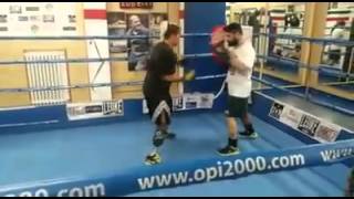 Il ritorno... Woman boxeur amputee
