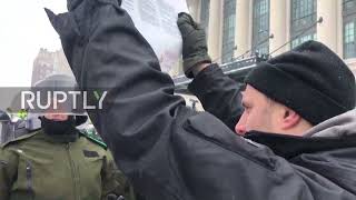 Canada: Police and protesters clash in Ottawa in third week of Freedom Convoy