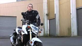 Suzuki GSR750