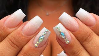 UÑAS BABYBOOMER GLITTER
