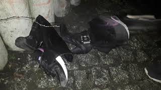 She destroy air max and boots 4